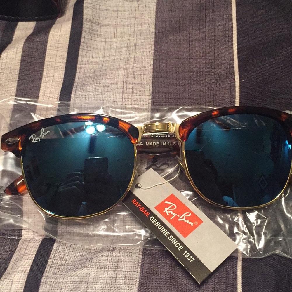 Brand new ray ban sunglasses